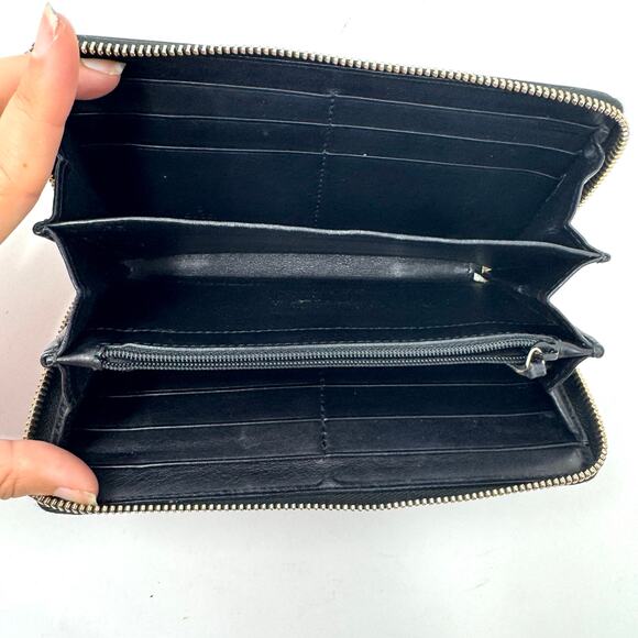 Gucci GG Guccissima Monogram Black Leather Zip Around Wallet with Double G Logo - Picture 6 of 11